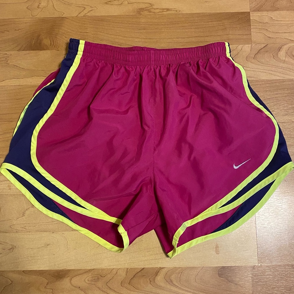 Women’s Nike Shorts - size small